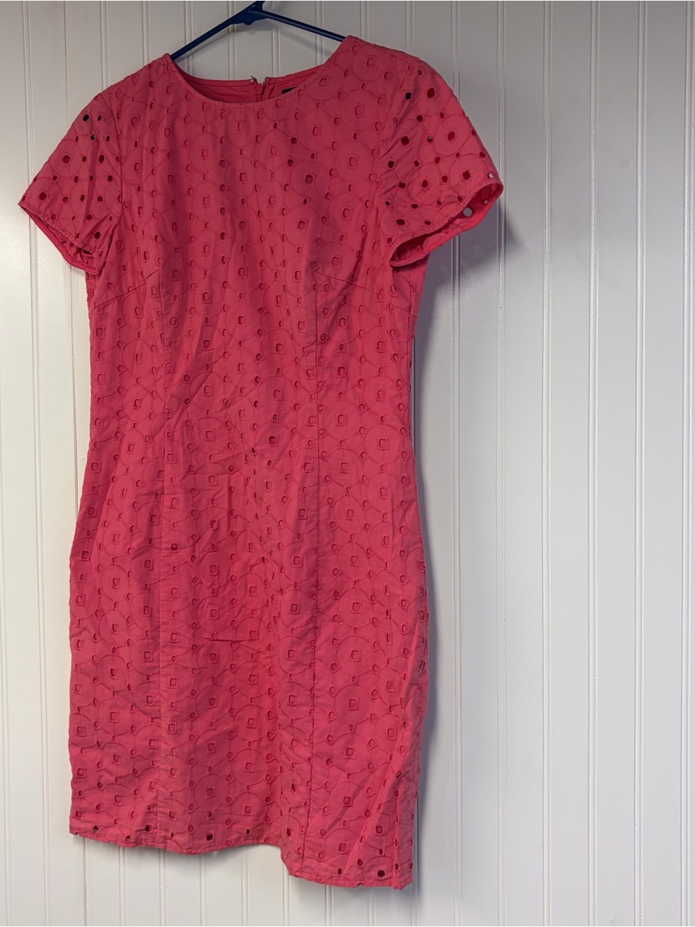 Brooks Brothers Women’s Pink Eyelet Shift Dress Size 6